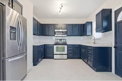 363 Geranium Avenue E, Saint Paul, MN 55130 - Photo 8