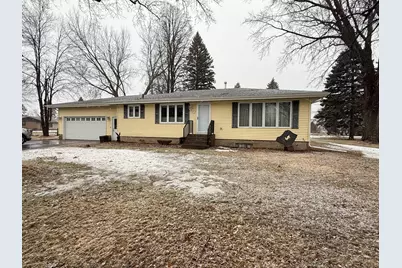 635 Edgemont Drive NE, Saint Cloud, MN 56304 - Photo 1