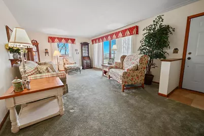 635 Edgemont Drive NE, Saint Cloud, MN 56304 - Photo 6