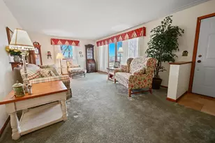 635 Edgemont Dr NE, Saint Cloud, MN 56304 - Photo 6