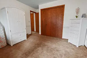 635 Edgemont Dr NE, Saint Cloud, MN 56304 - Photo 24