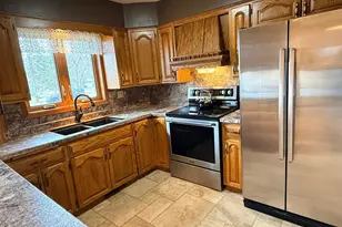 635 Edgemont Dr NE, Saint Cloud, MN 56304 - Photo 6