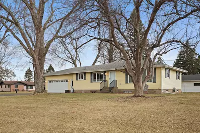 635 Edgemont Drive NE, Saint Cloud, MN 56304 - Photo 44