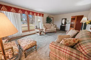635 Edgemont Dr NE, Saint Cloud, MN 56304 - Photo 8
