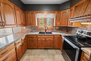 635 Edgemont Dr NE, Saint Cloud, MN 56304 - Photo 12