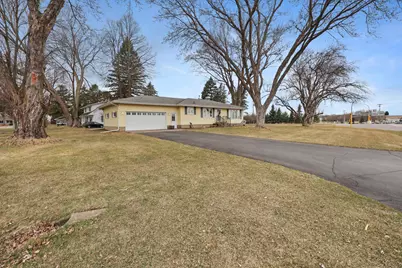 635 Edgemont Drive NE, Saint Cloud, MN 56304 - Photo 42