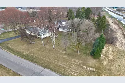 635 Edgemont Drive NE, Saint Cloud, MN 56304 - Photo 50