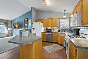 10166 46th Pl NE, Saint Michael, MN 55376 - Photo 6