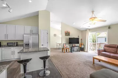 7466 Derby Lane, Shakopee, MN 55379 - Photo 4