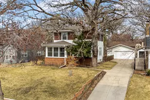 2414 W 54th St, Minneapolis, MN 55410 - Photo 42