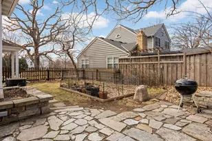 2414 W 54th St, Minneapolis, MN 55410 - Photo 32