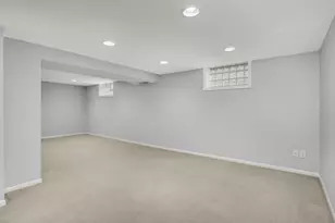 2414 W 54th St, Minneapolis, MN 55410 - Photo 28