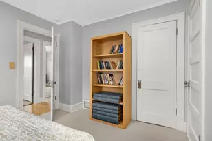 2414 W 54th St, Minneapolis, MN 55410 - Photo 20