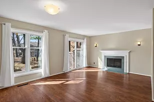 1946 Dupont Ave S, Minneapolis, MN 55403 - Photo 4