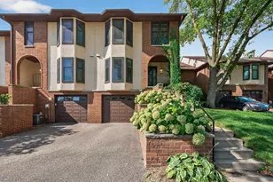 1946 Dupont Ave S, Minneapolis, MN 55403 - Photo 26