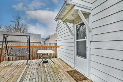 1801 E Oakland Avenue, Austin, MN 55912 - Photo 6