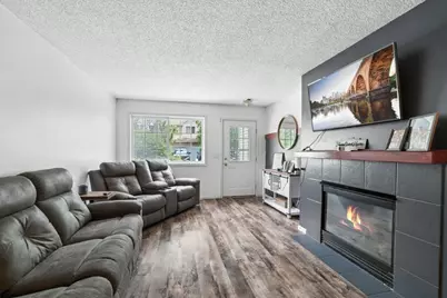 8870 92nd Street S, Cottage Grove, MN 55016 - Photo 4