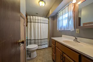 323 10th St N, Breckenridge, MN 56520 - Photo 8