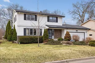 176 Emerson Ave W, West Saint Paul, MN 55118 - Photo 2