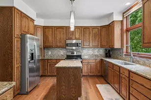 4299 Westchester Cir, Eagan, MN 55123 - Photo 12