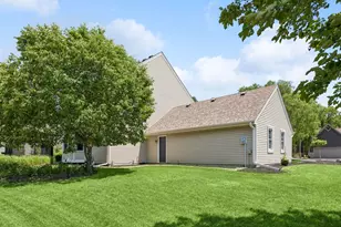 4299 Westchester Cir, Eagan, MN 55123 - Photo 56