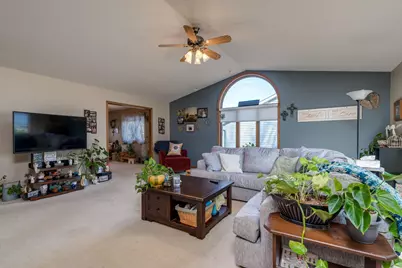 2338 Hoffman Path, Mankato, MN 56001 - Photo 4