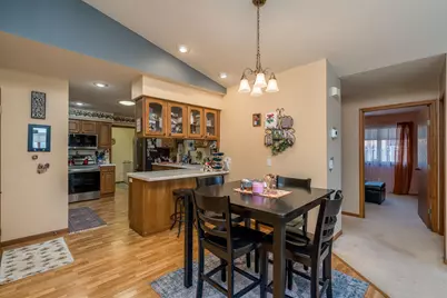 2338 Hoffman Path, Mankato, MN 56001 - Photo 10