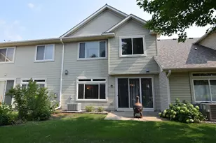 1708 Sunset Dr, Northfield, MN 55057 - Photo 2