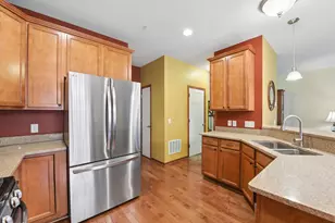 9514 Roosevelt Dr, Chanhassen, MN 55317 - Photo 12