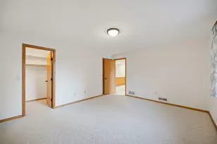 2294 Pinewood Dr, Shakopee, MN 55379 - Photo 30