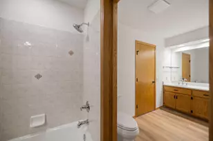 2294 Pinewood Dr, Shakopee, MN 55379 - Photo 24