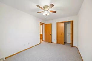 2294 Pinewood Dr, Shakopee, MN 55379 - Photo 28