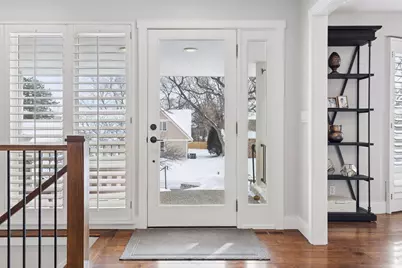 7108 Shannon Drive, Edina, MN 55439 - Photo 4