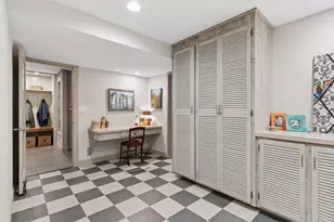 7108 Shannon Dr, Edina, MN 55439 - Photo 44