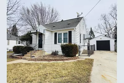 242 15th Avenue SE, Rochester, MN 55904 - Photo 2