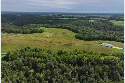 11719 Ridgeview Road, Hokah, MN 55941 - Photo 4