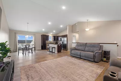 902 Emily Court NE, Montgomery, MN 56069 - Photo 6