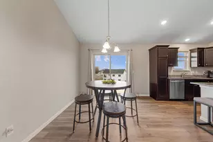 902 Emily Ct NE, Montgomery, MN 56069 - Photo 8