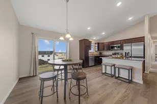 902 Emily Ct NE, Montgomery, MN 56069 - Photo 8