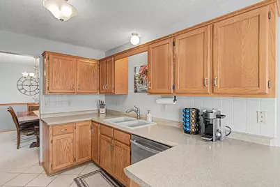 2521 Sumac Ridge, White Bear Lake, MN 55110 - Photo 6