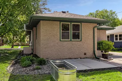1901 Malvern Street, Roseville, MN 55113 - Photo 34