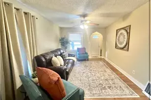 1204 2nd Ave NW, Austin, MN 55912 - Photo 2