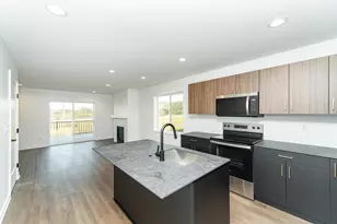 1113 Century Village Ln NE, Rochester, MN 55906 - Photo 4