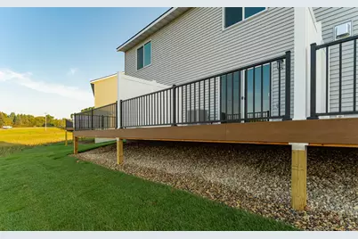 1109 Century Village Lane NE, Rochester, MN 55906 - Photo 4