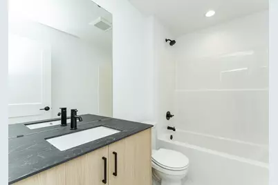 1109 Century Village Lane NE, Rochester, MN 55906 - Photo 16