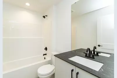 1105 Century Village Lane NE, Rochester, MN 55906 - Photo 16