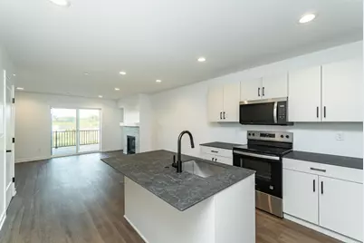 1105 Century Village Lane NE, Rochester, MN 55906 - Photo 6