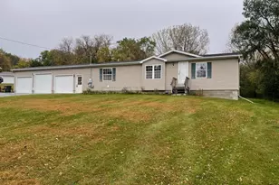 1020 N 2nd Street NE, Glenwood, MN 56334 - Photo 1