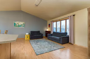 220 Cole Ct, Mankato, MN 56001 - Photo 4