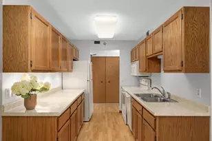 6615 Lake Shore Dr S, Richfield, MN 55423 - Photo 10